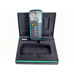 QIUSUO Handheld Fluxgate Magnetometer Weak Magnetic Field Tester with Measuring Range 0~2000μT μT mG Unit Switch 5-Digits Display N/S Polarity Display Frequency Range DC～400 Hz Accuracy 2%