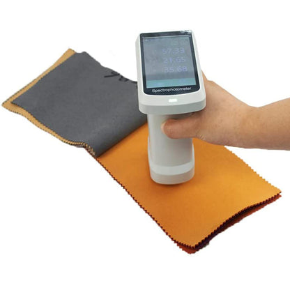 QIUSUO Spectrophotometer Three Apertures Spectrocolorimeter with Ultra-high Repeatability 10000 Data Storage 3 Selection Measuring Apertures Smart Auto Calibration for Printing Paint Textiles