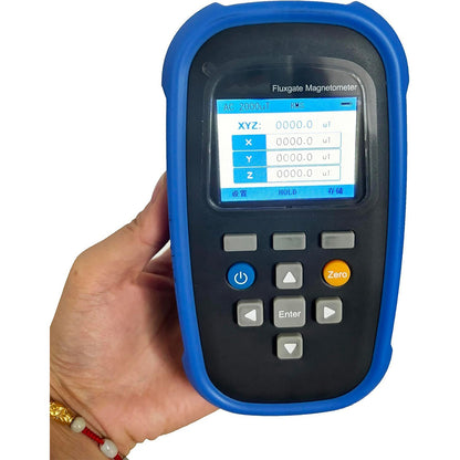 QIUSUO Triaxial Fluxgate Magnetometer Handheld Three-Axis Fluxgate Magnetometer Tesla Tester Meter for Weak Magnetic Field Testing with Class 1 XYZ Axis Range 0 To 1000μT Resolution 100nT USB Interface