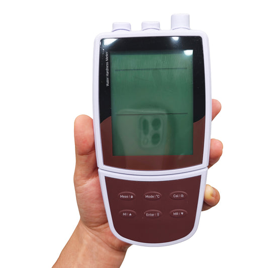 QIUSUO Portable Water Hardness Meter Water Hardness Testing with Temperature Compensation 0 to 50°C Temperature Range 0 to 105°C Standard Calibration Solutions Water Hardness Resolution 0.001 0.01 0.1 1