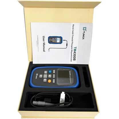 QIUSUO Handheld 3-Axis Fluxgate Magnetometer Teslameter Gauss Meter Tester with Accuracy 2% Range 0 to 100μT Resolution 10nT for Fragmentation Processing Security Check 5-Digits Display Magnetic Measurement Data Storage for Magnetic Shielding Evaluation